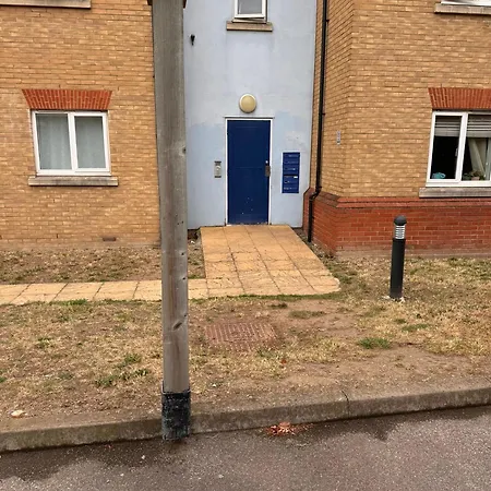 2-Bedroom Flat Walking Distance To Excel London - Perfect Location! Exterior photo